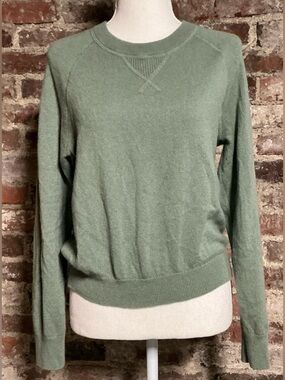 Quince Mongolian Cashmere Sage Green Crewneck Sweater